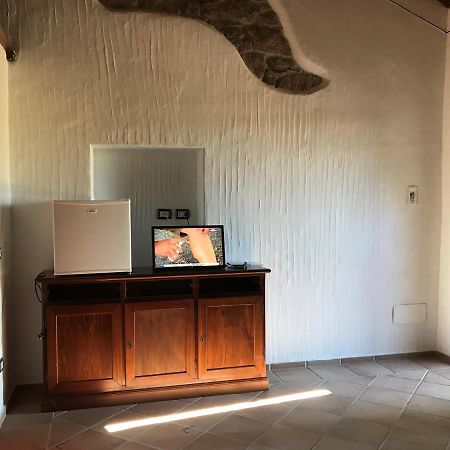 Li Casacci Bed & Breakfast Arzachena Ngoại thất bức ảnh