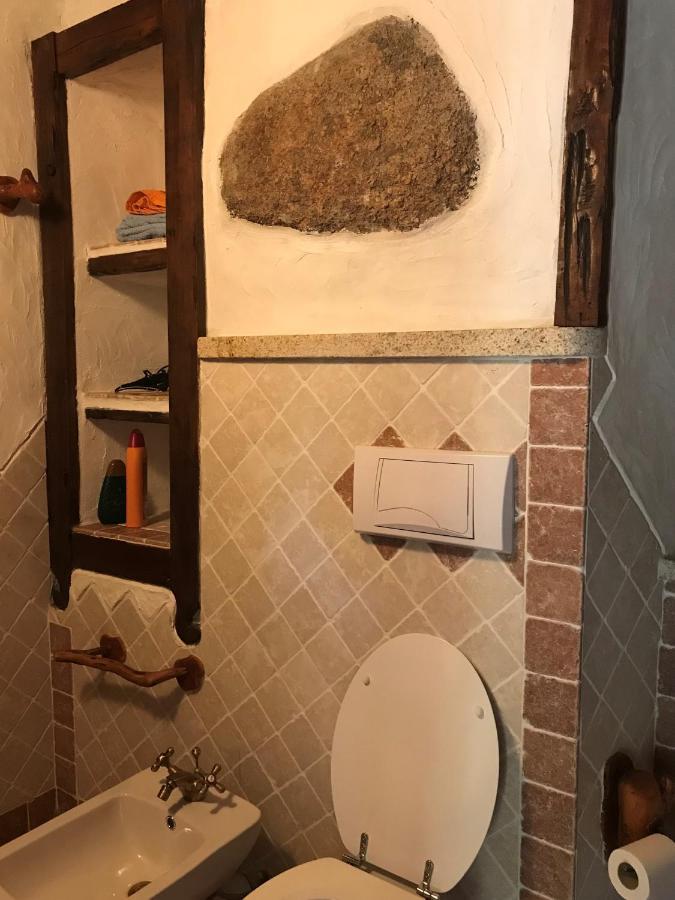 Li Casacci Bed & Breakfast Arzachena Ngoại thất bức ảnh